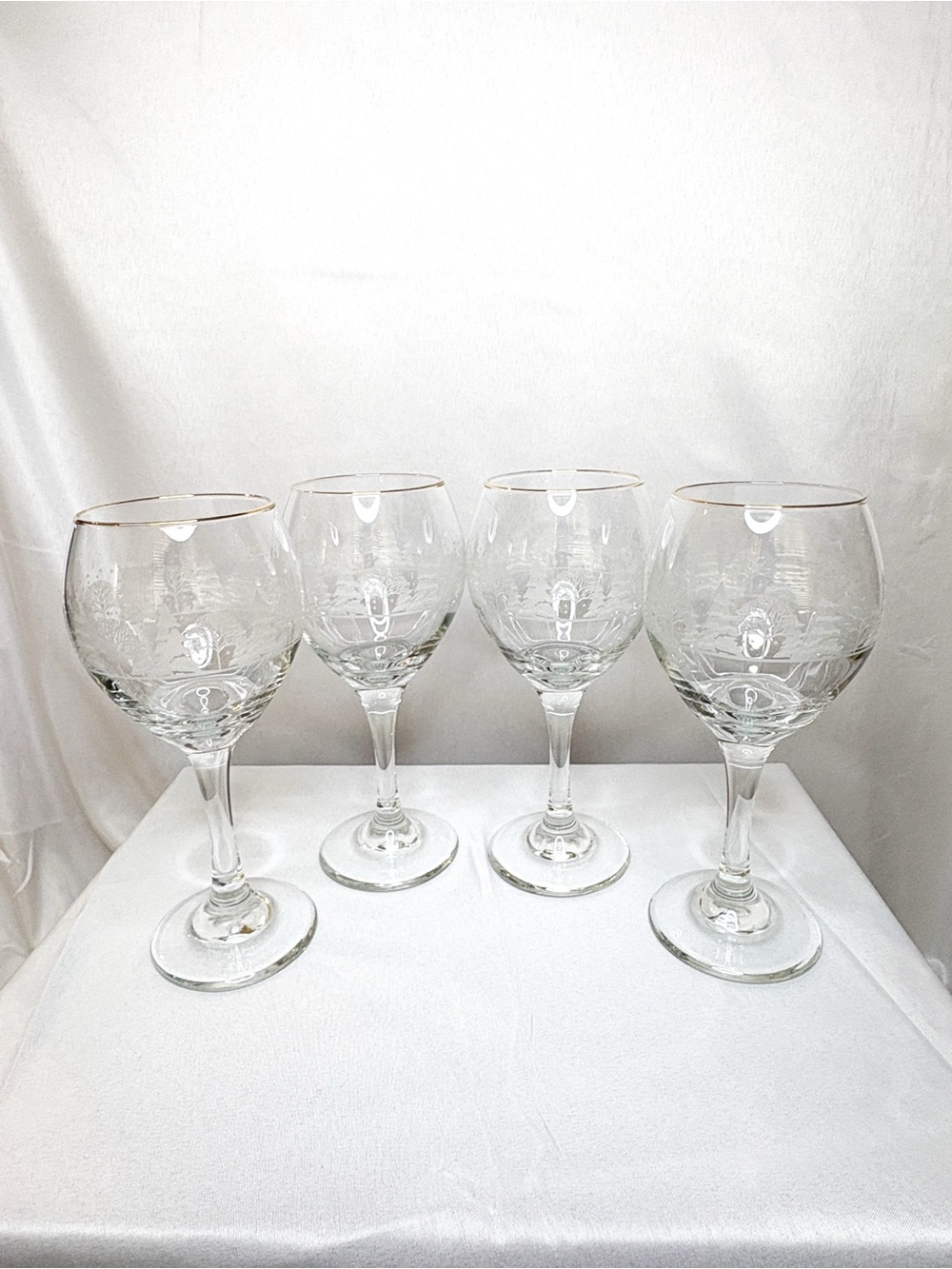 Libbey Clear Glass Wine Goblet with White Winter Tree Design set of 4 - Picture 3 of 3